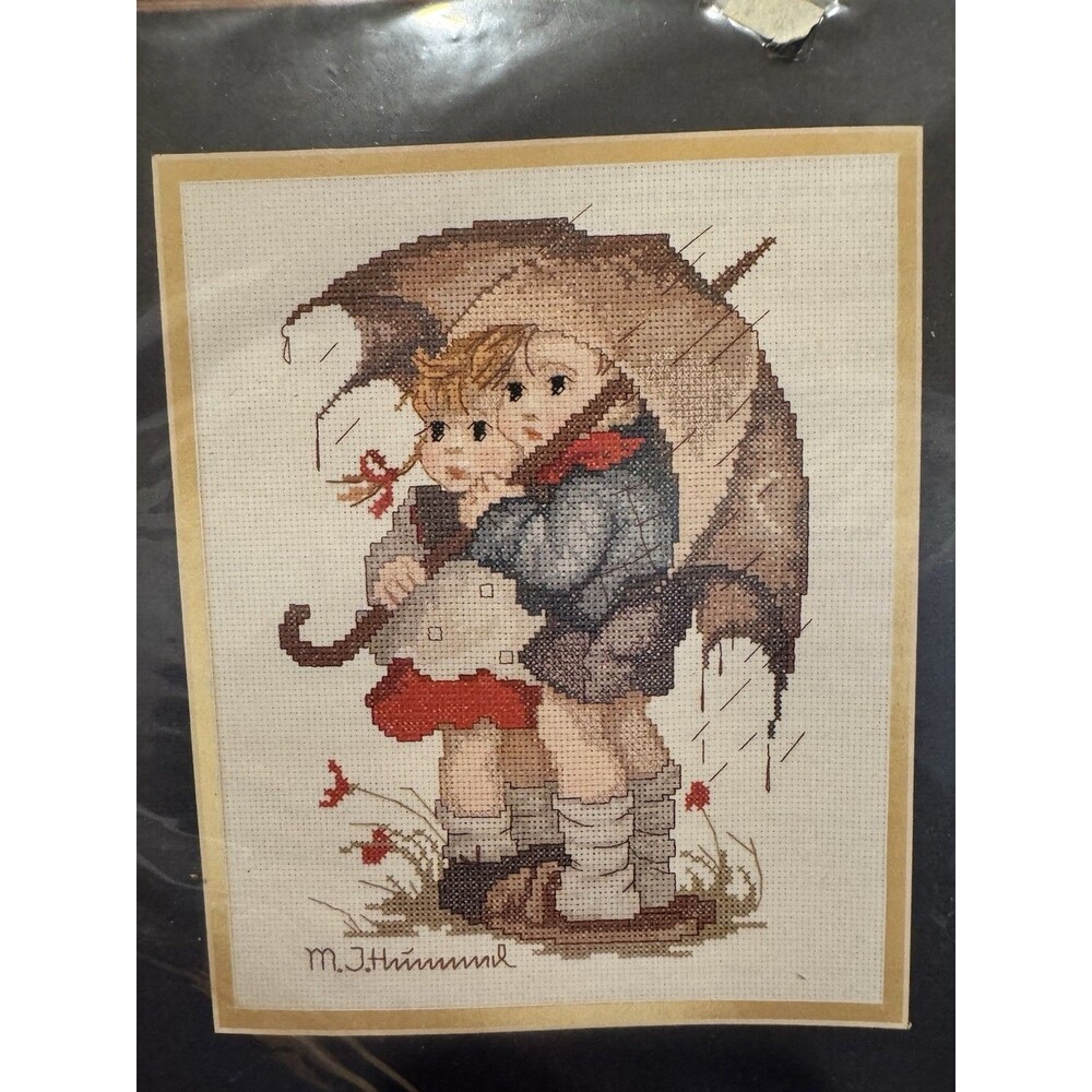 Something Special Cats on the Stairs Cross Stitch Kit 50505 Stocking